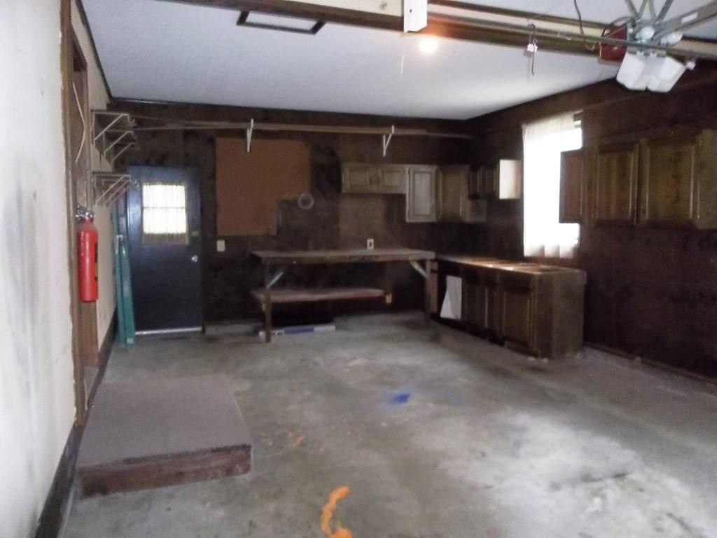 902 S Gretchen N/A — photo 36
