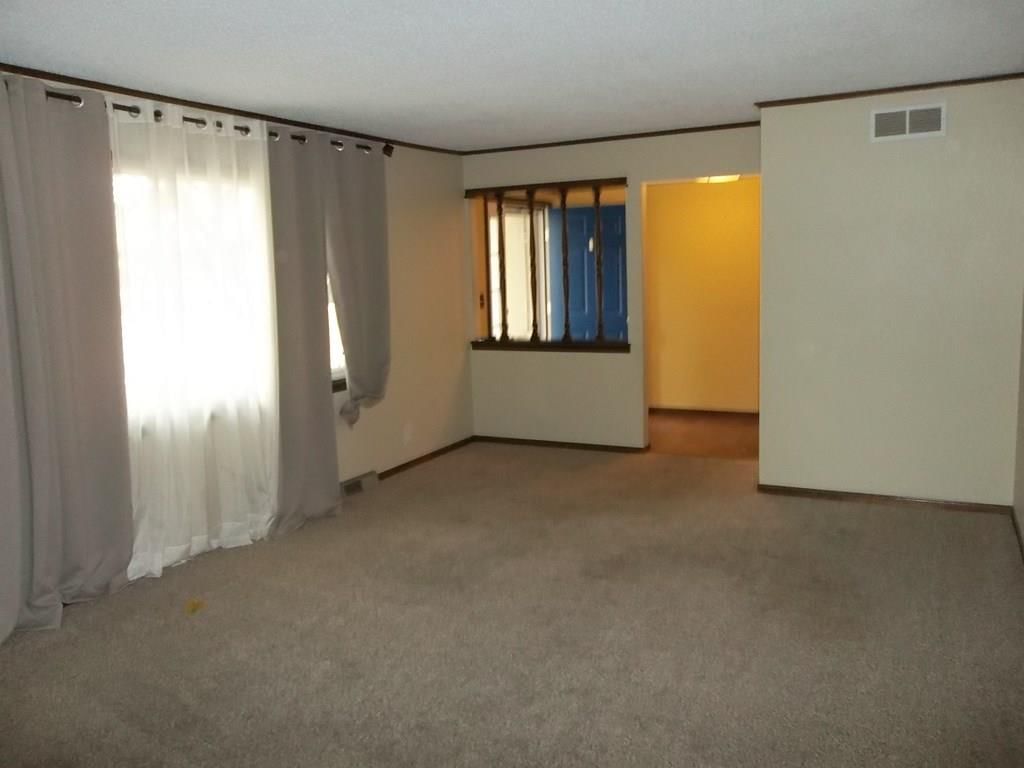 902 S Gretchen N/A — photo 9