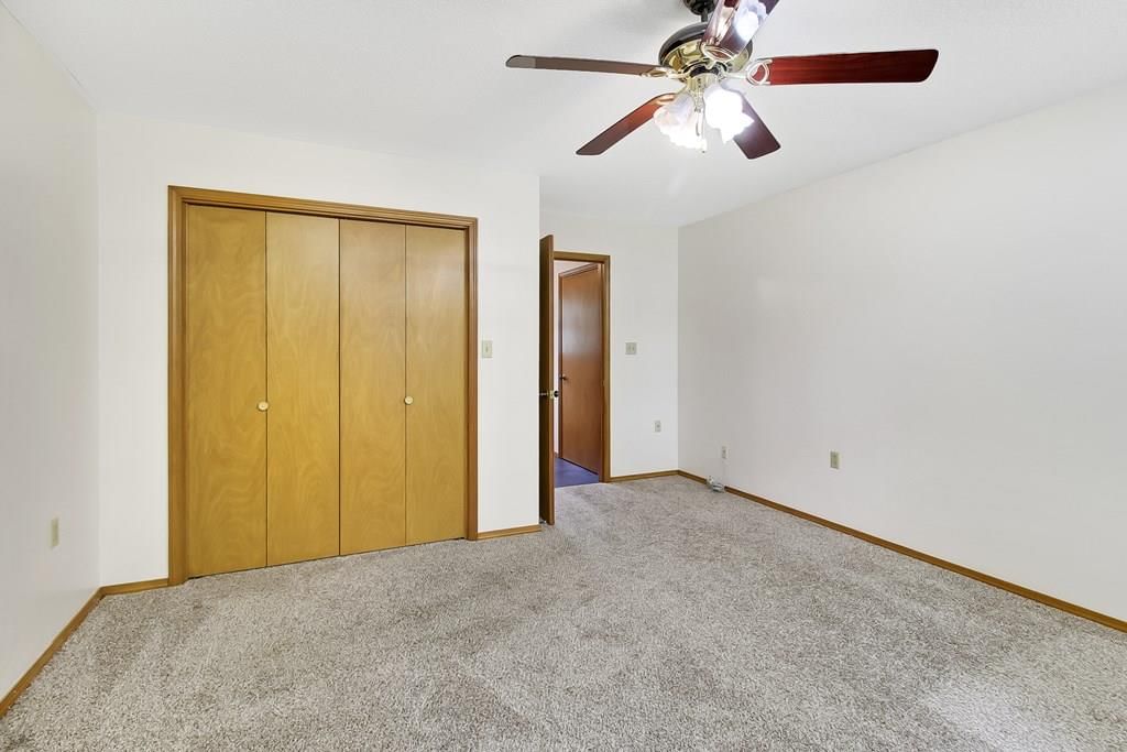 1205 S 32nd N/A — photo 17