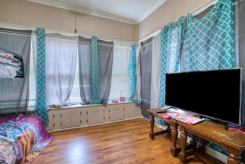 323 W Davis Drive — photo 13