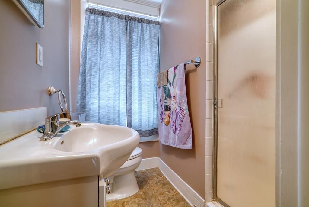 323 W Davis Drive — photo 14