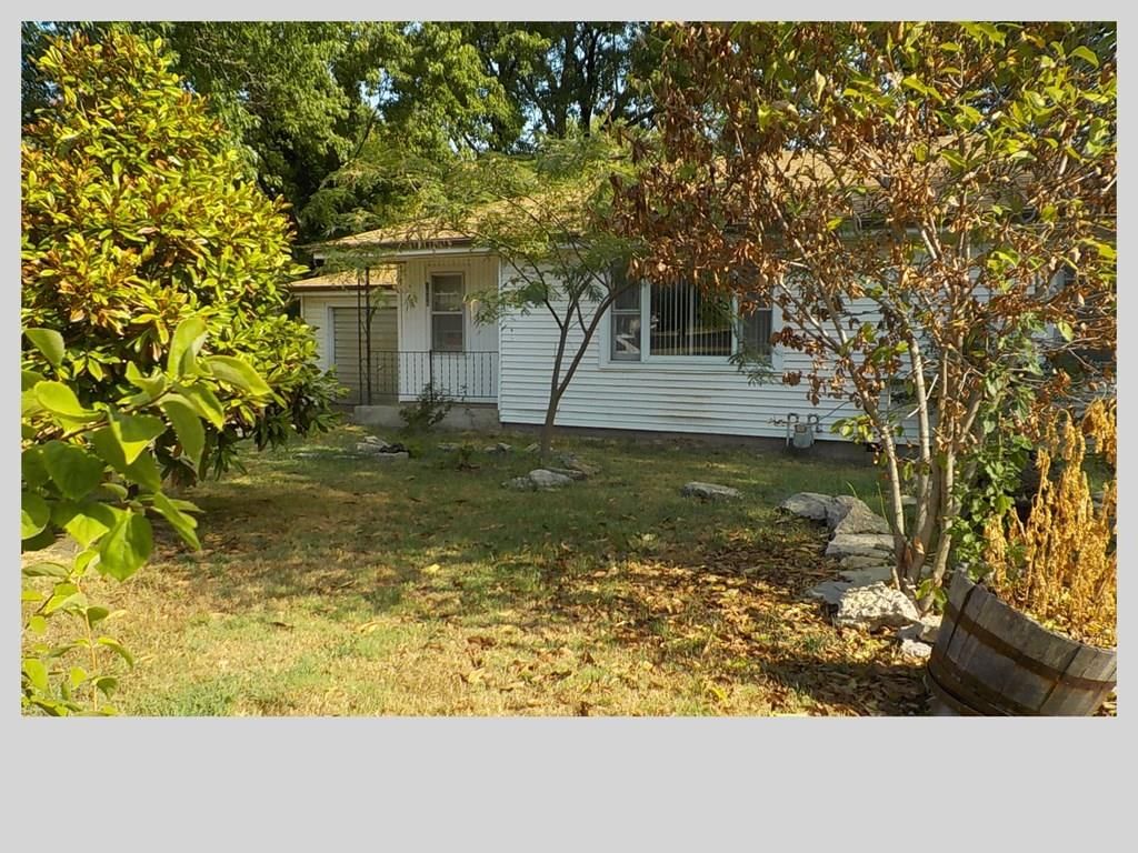 1006 W 1st N/A — photo 2