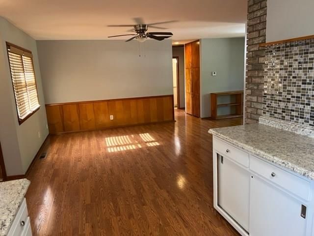 309 N Ohio Street — photo 13