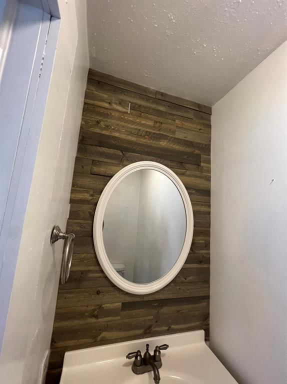 519 E 17th Street — photo 16