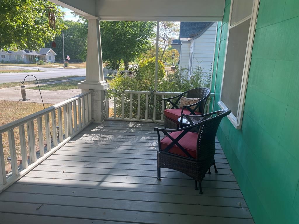 709 E Main N/A — photo 2