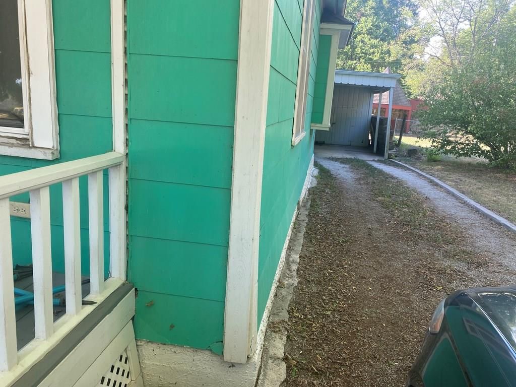 709 E Main N/A — photo 3