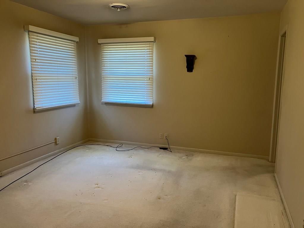 1110 S Rutter N/A — photo 31