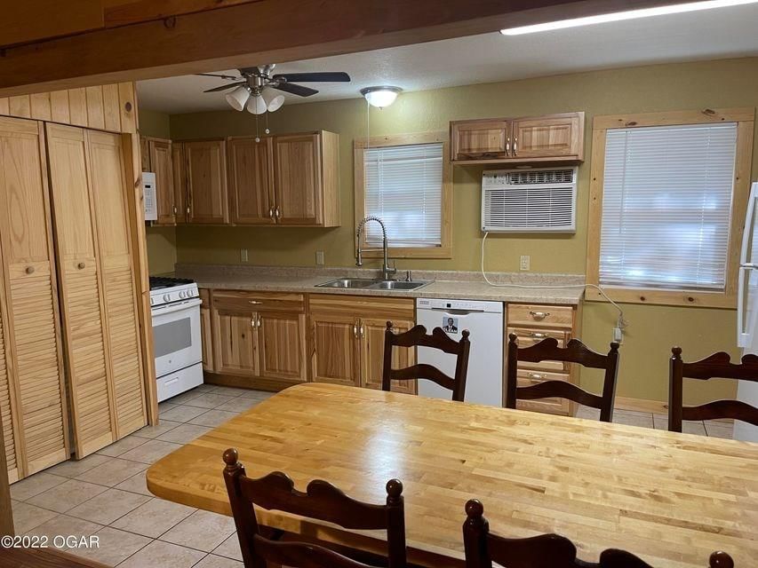 644 Merchant N/A — photo 24