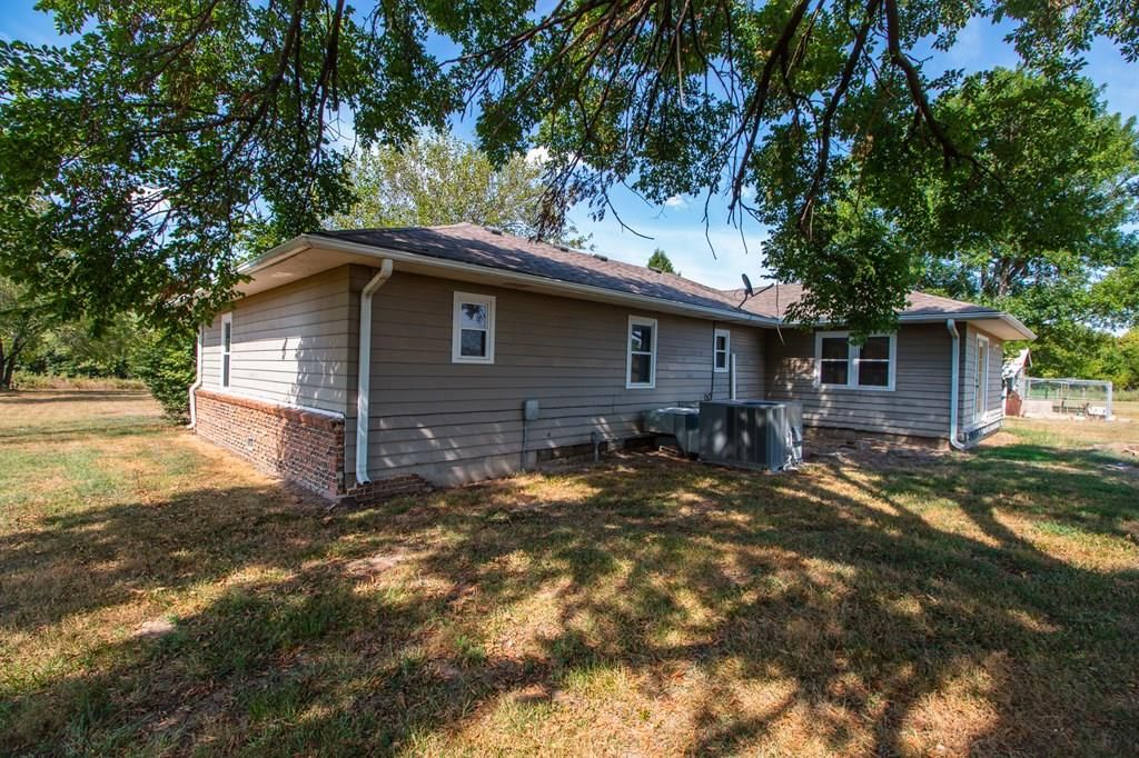4810 NE Coal Valley Road — photo 13
