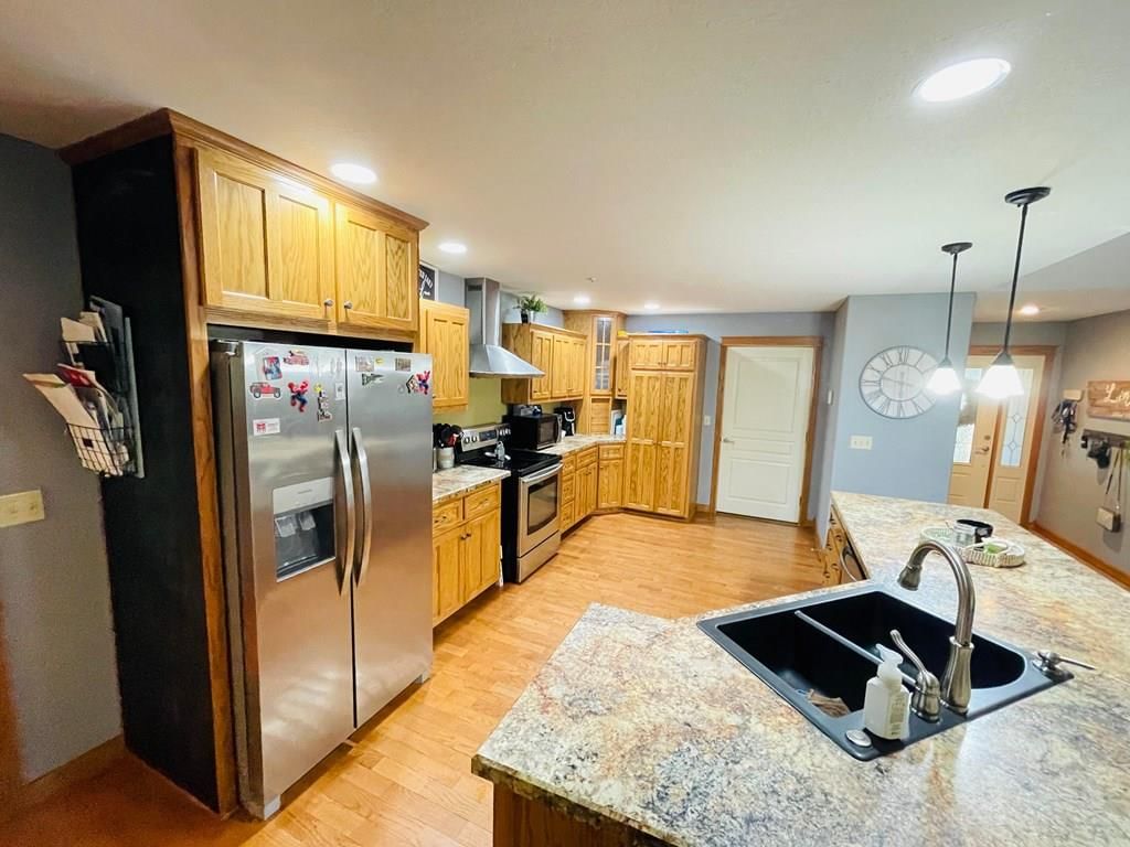 102 E Leighton N/A — photo 35
