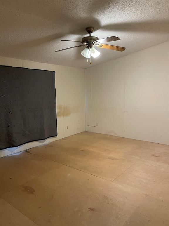 2417 Thornton Avenue — photo 20