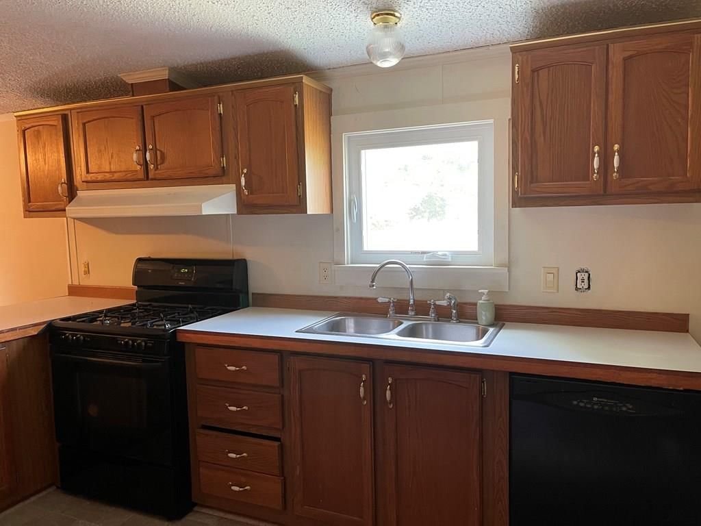 2417 Thornton Avenue — photo 7