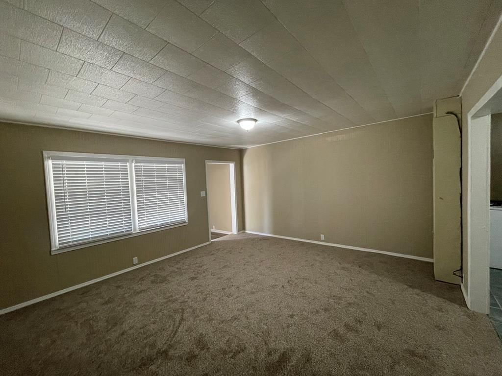 616 W Riley N/A — photo 18