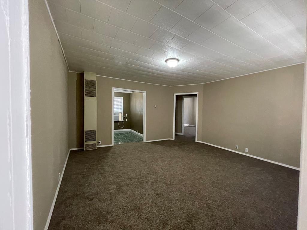 616 W Riley N/A — photo 19