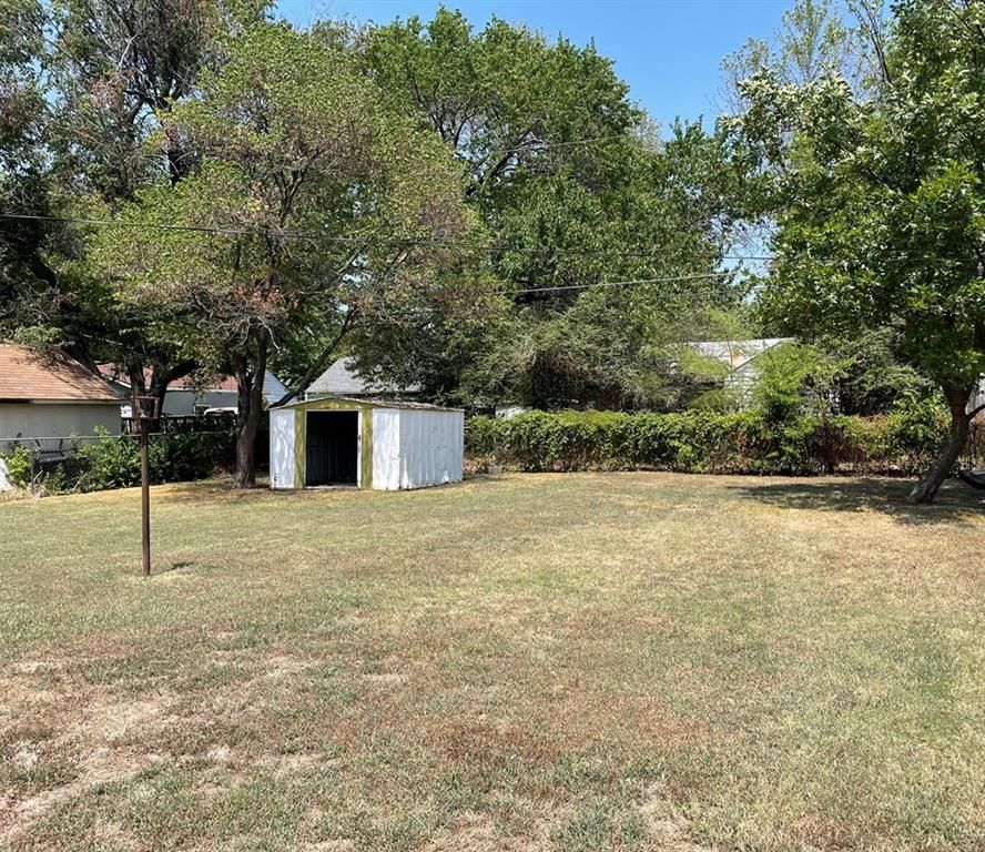 616 W Riley N/A — photo 5