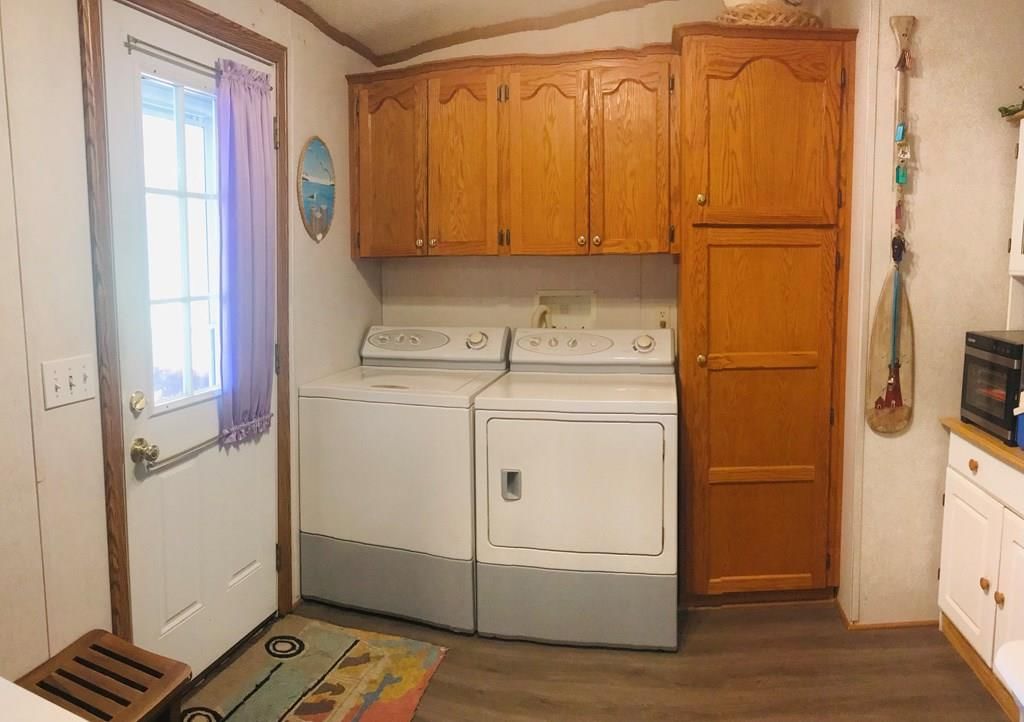 1002 N Kansas N/A — photo 13