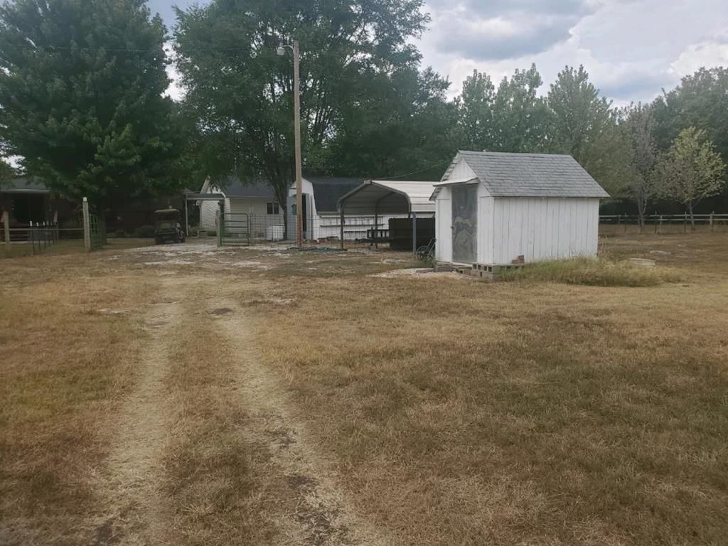 1002 N Kansas N/A — photo 21