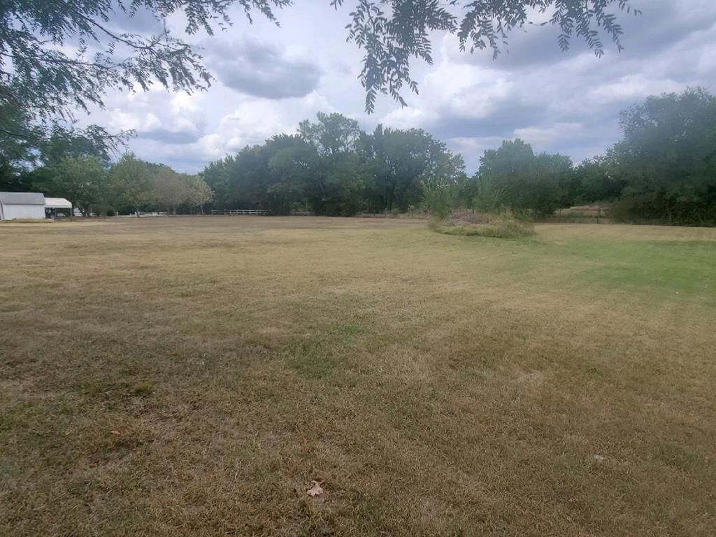 1002 N Kansas N/A — photo 30