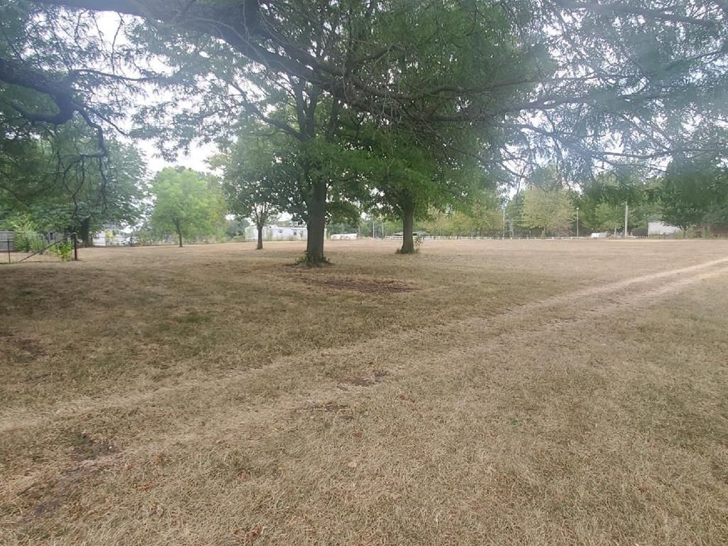 1002 N Kansas N/A — photo 32