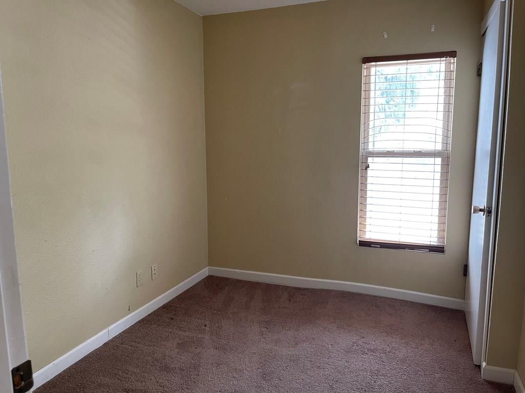 3147 Belmont N/A — photo 11