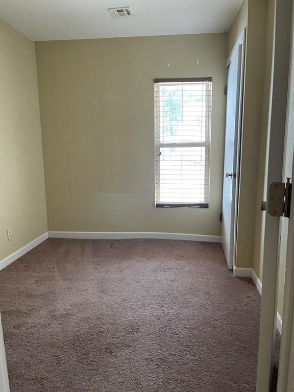 3147 Belmont N/A — photo 22