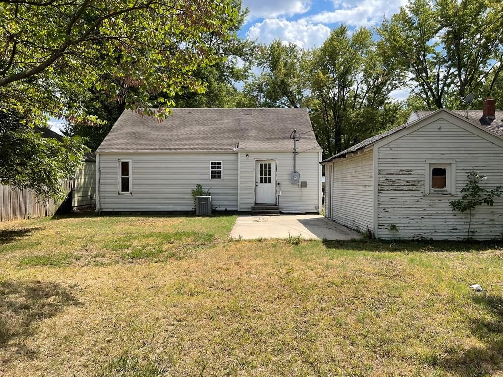3147 Belmont N/A — photo 27