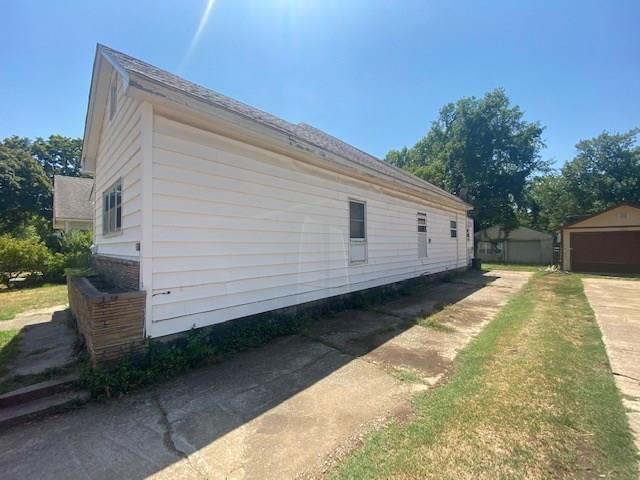 1213 N 6th Street — photo 16
