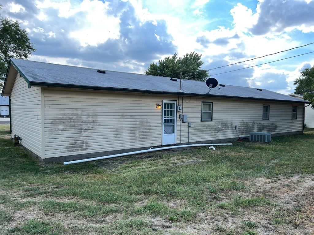 512 Kansas Avenue — photo 3