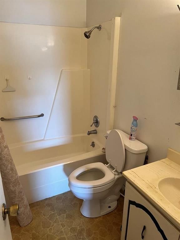 512 Kansas Avenue — photo 10