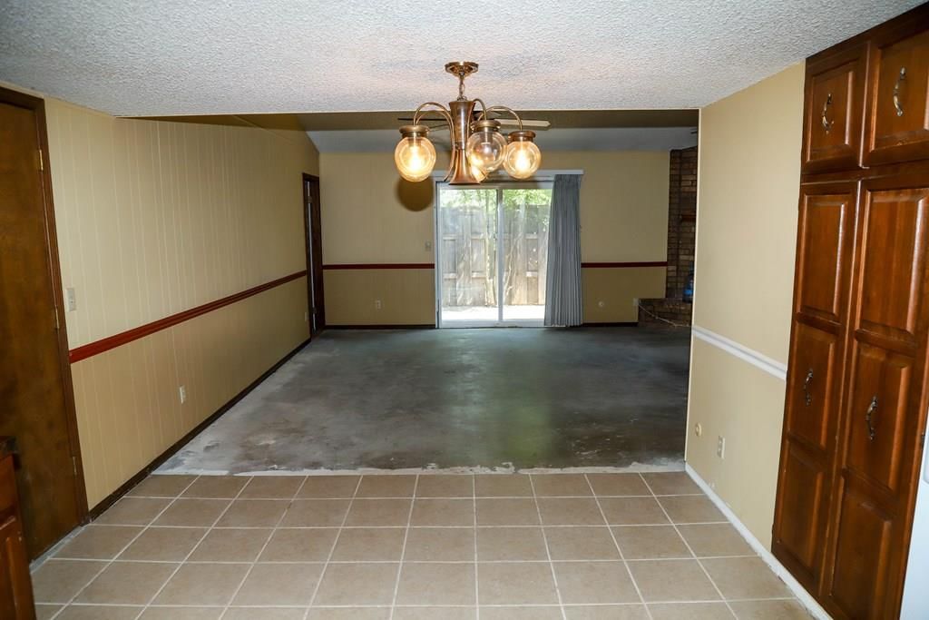 307 N Edgewood Drive — photo 15