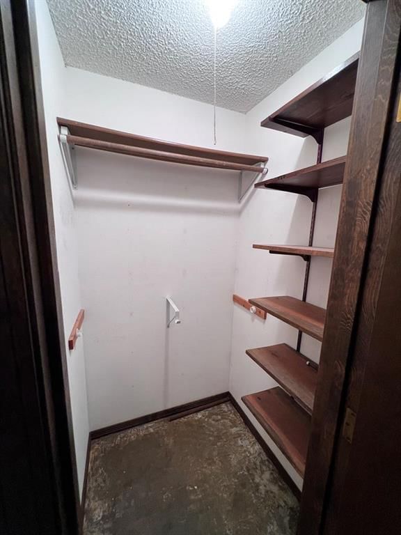 307 N Edgewood Drive — photo 22