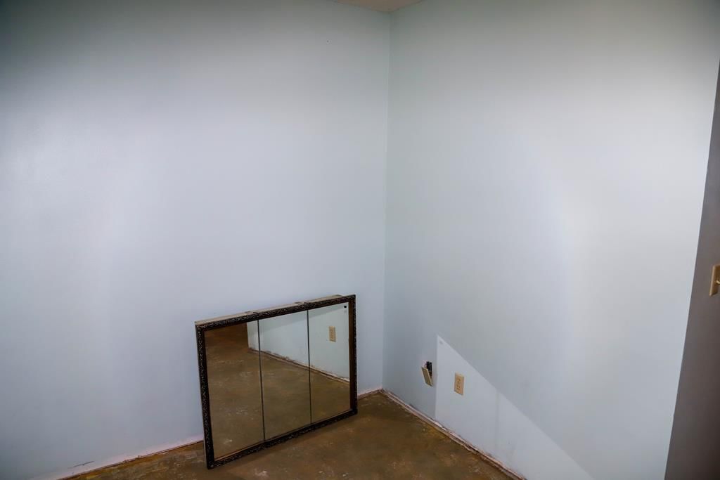 307 N Edgewood Drive — photo 24