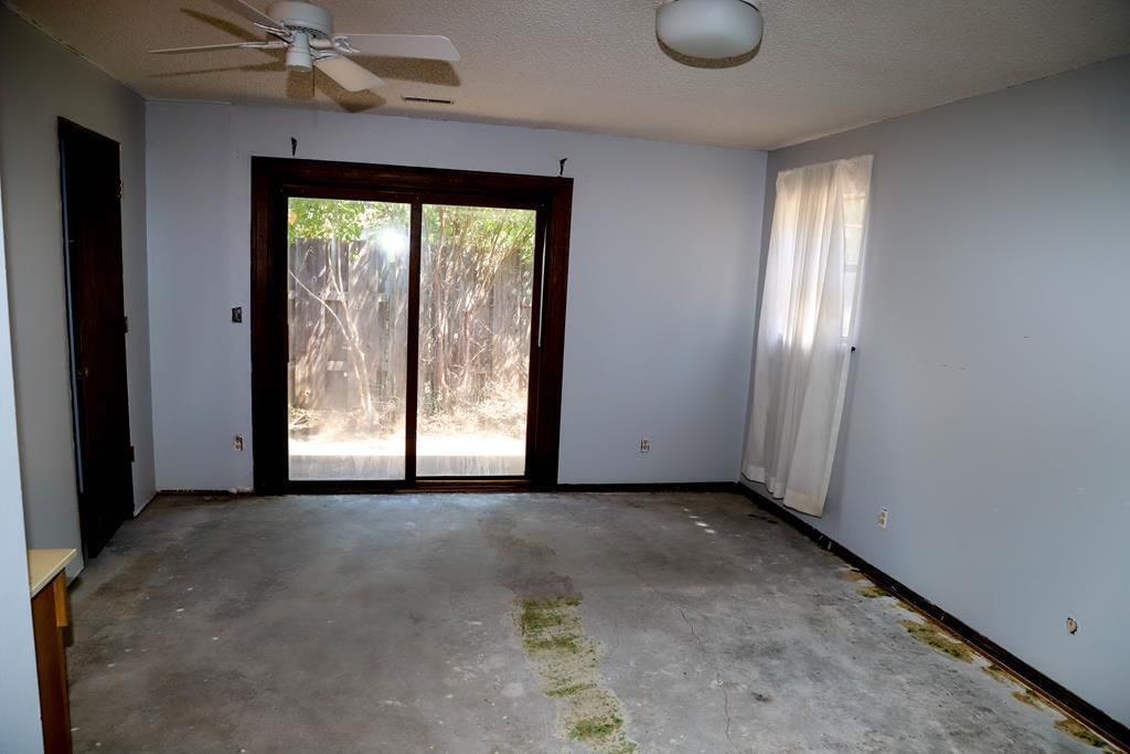 307 N Edgewood Drive — photo 33