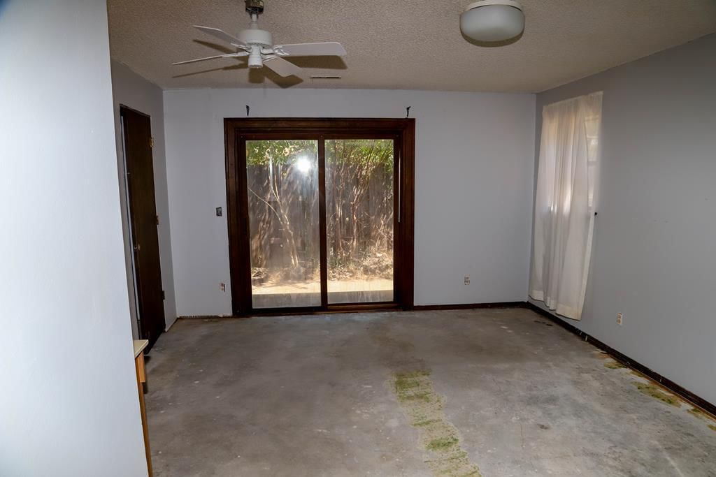 307 N Edgewood Drive — photo 35