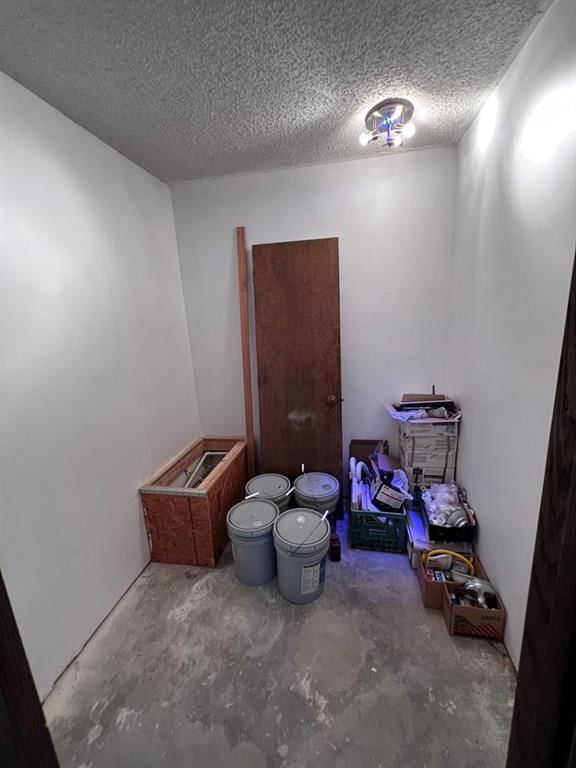 307 N Edgewood Drive — photo 37