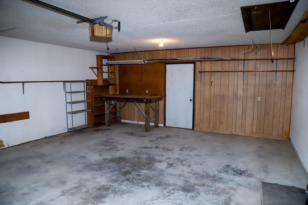 307 N Edgewood Drive — photo 47