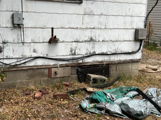 1313 W 9th Street — photo 16