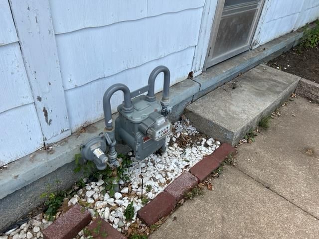 1313 W 9th Street — photo 26