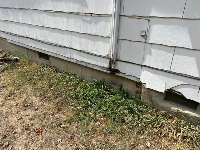 1313 W 9th Street — photo 9