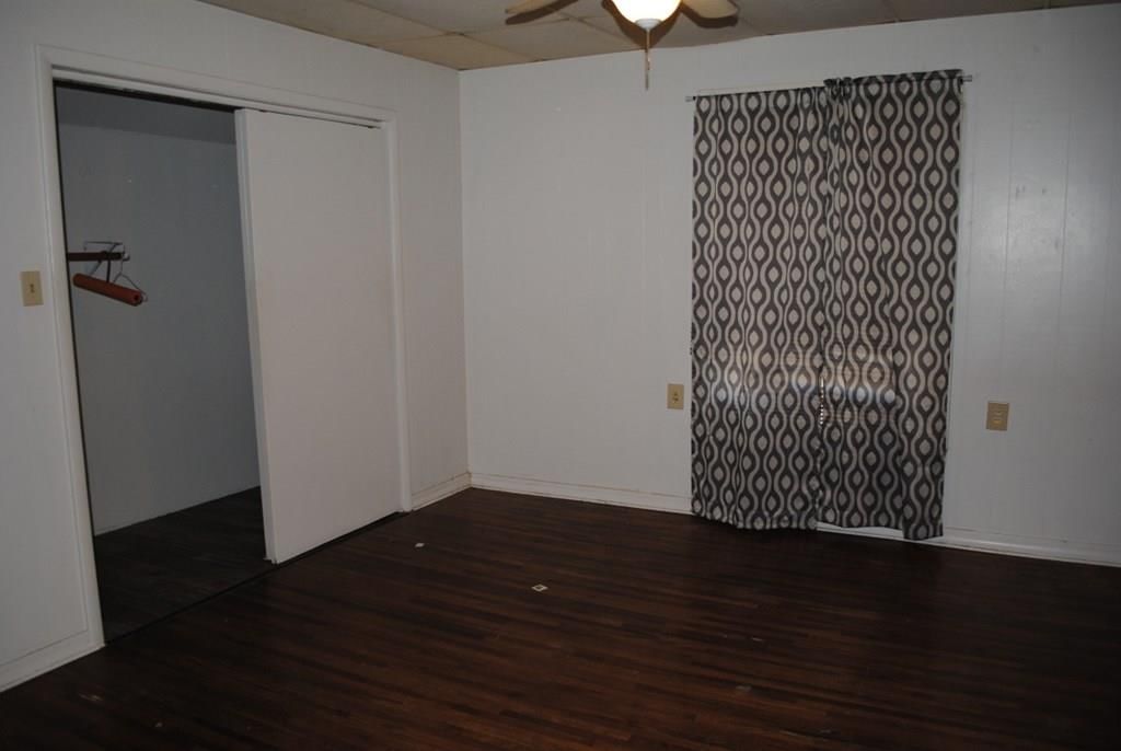 611 E Poplar N/A — photo 11