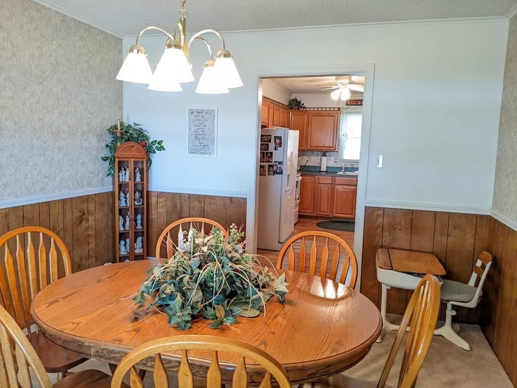605 W Oak Street — photo 11