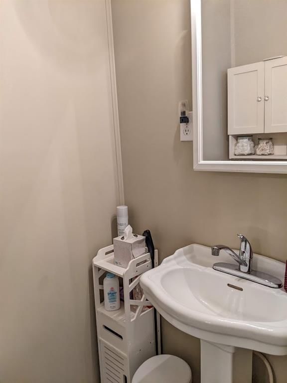 605 W Oak Street — photo 34