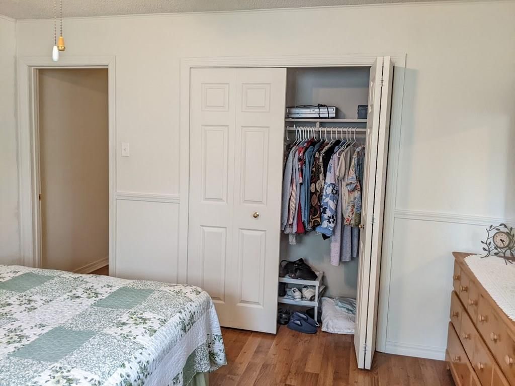 605 W Oak Street — photo 35