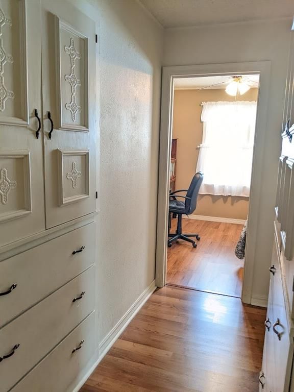 605 W Oak Street — photo 41