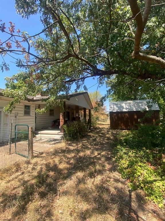 120 S Hazen N/A — photo 17
