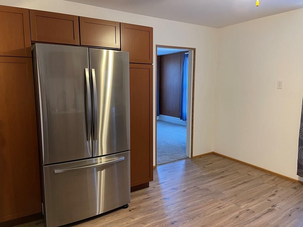 330 W 3rd Street — photo 7