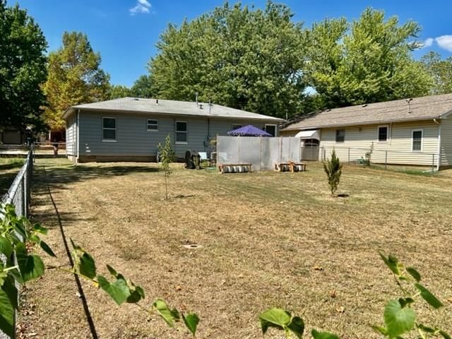 103 S Highland Road — photo 5