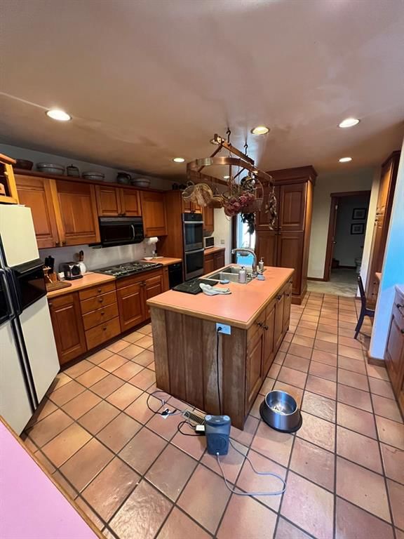 2618 Funston Street — photo 11