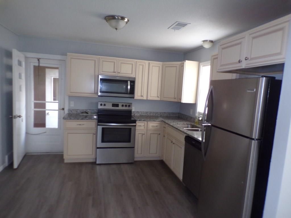 212 S Rutter N/A — photo 6