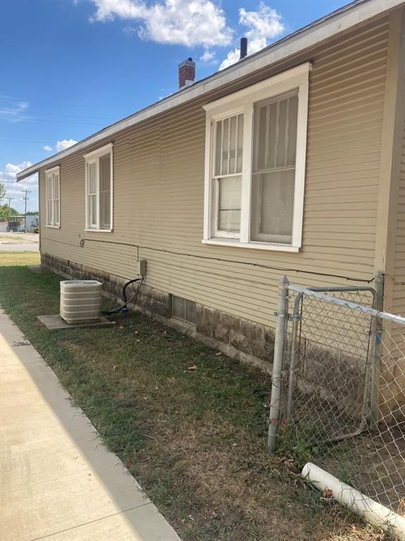 1017 N 10th N/A — photo 7